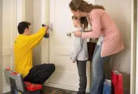 Apertura de puertas en Manzanares El Real